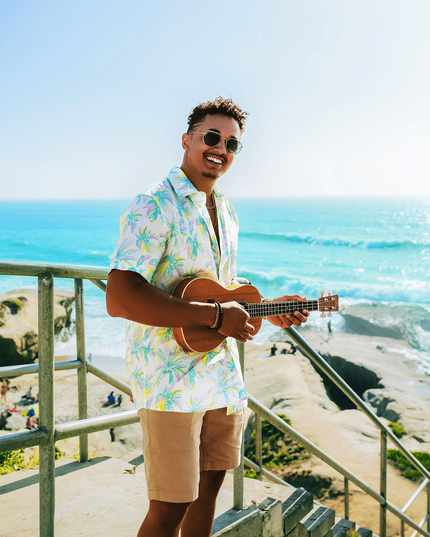 Men's Vibrant Vacation Hawaiian Shirt