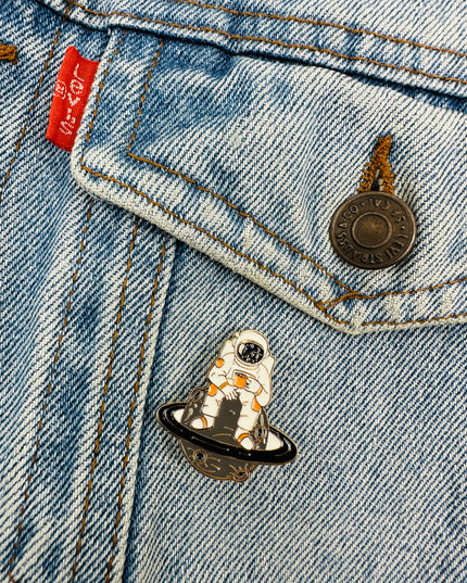 Astronaut V Pin for Family Christmas Fun