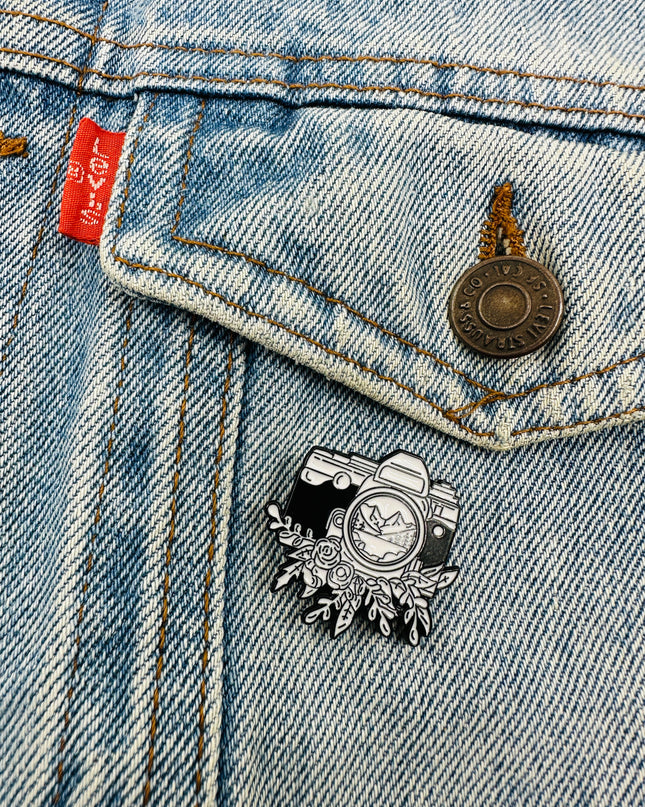 Nature Photo Pin for Family Christmas Fun