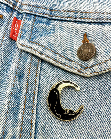 Cat Moon II Pin - Enchanting Accessory for Cat Enthusiasts