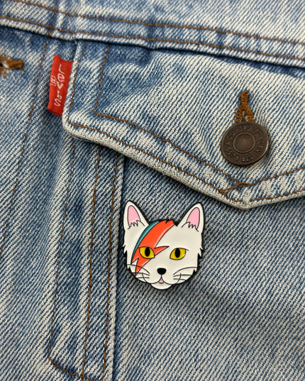Lightning Cat Pin - Bold Accessory for Cat Lovers