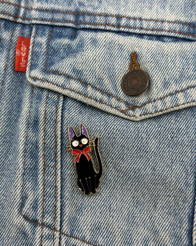 Bow Cat Pin - Stylish Accessory for Fashionable Cats