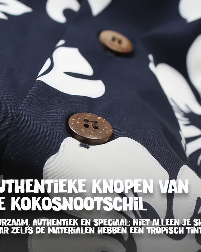 Sininen kukkainen havaijipaita