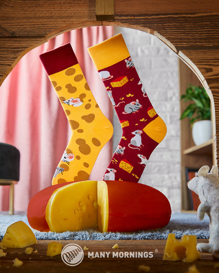 Many Mornings Zokni - Mouse and Cheese Fun Socks for All Ages