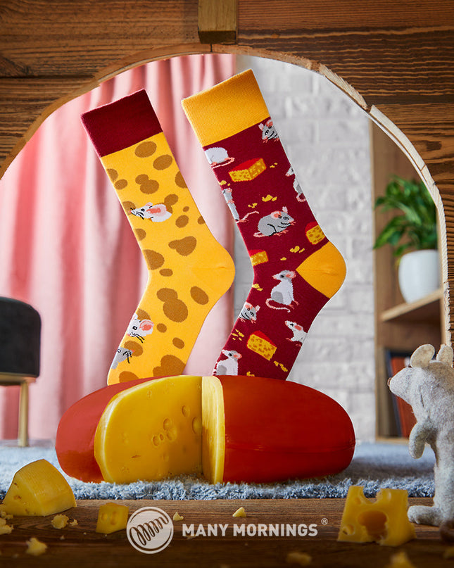Many Mornings Zokni - Mouse and Cheese Fun Socks for All Ages