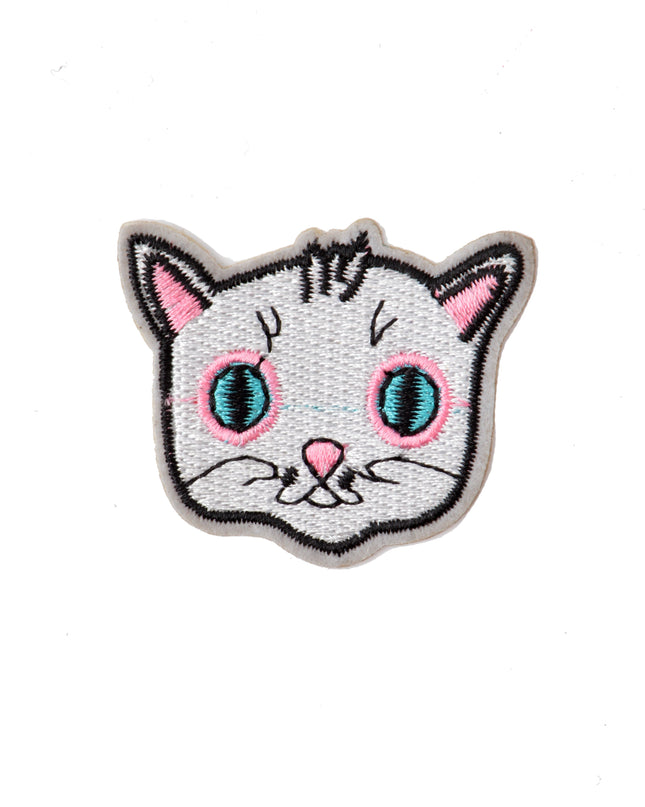 Big-Eyed Cat Patch - Adorable Feline Design