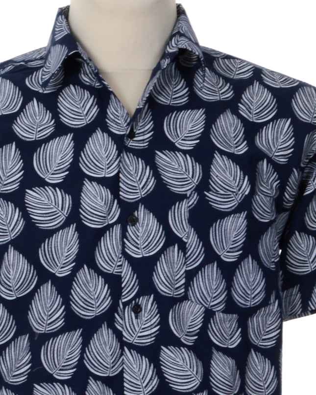 Ing - Single Leaf Christmas Sweater