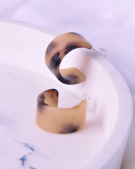 Amber Latte Color Earrings