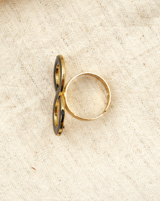 Suuri musta äärettömyyssormus