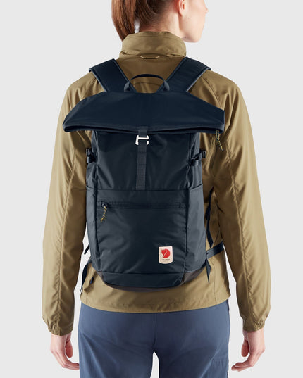 Fjallraven High Coast Foldsack 24 in Blackberry