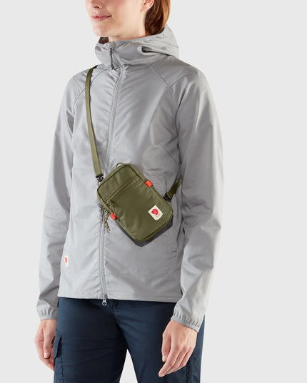 Fjallraven High Coast Pocket in Clay