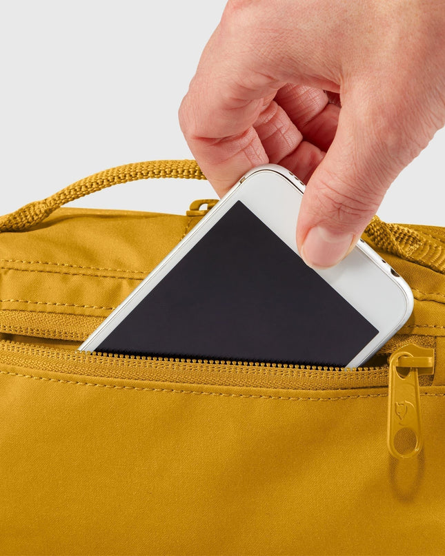 Fjallraven Kanken Hip Pack - Blackberry