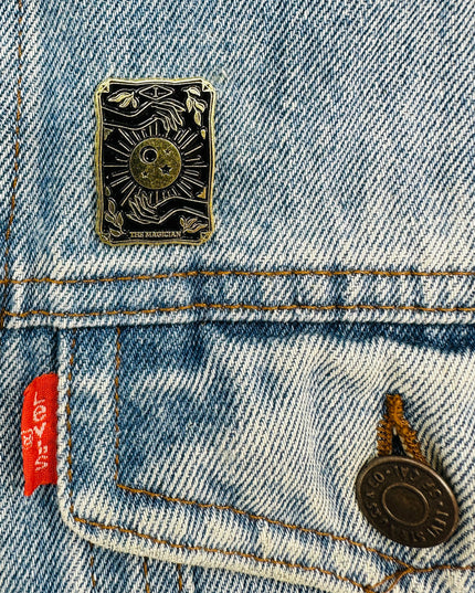 Brooch - Dark Tarot | Magician | Accessories