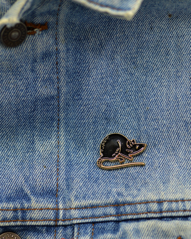 Badge - Black Rat | Accessories