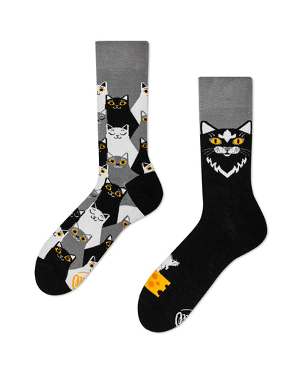 Many Mornings Zokni - Black Cat Halloween Fun Socks for All