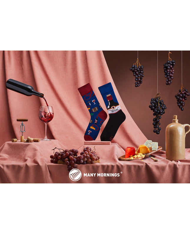 Many Mornings Zokni - Cabernet Sockvignon Fun Socks for Everyone