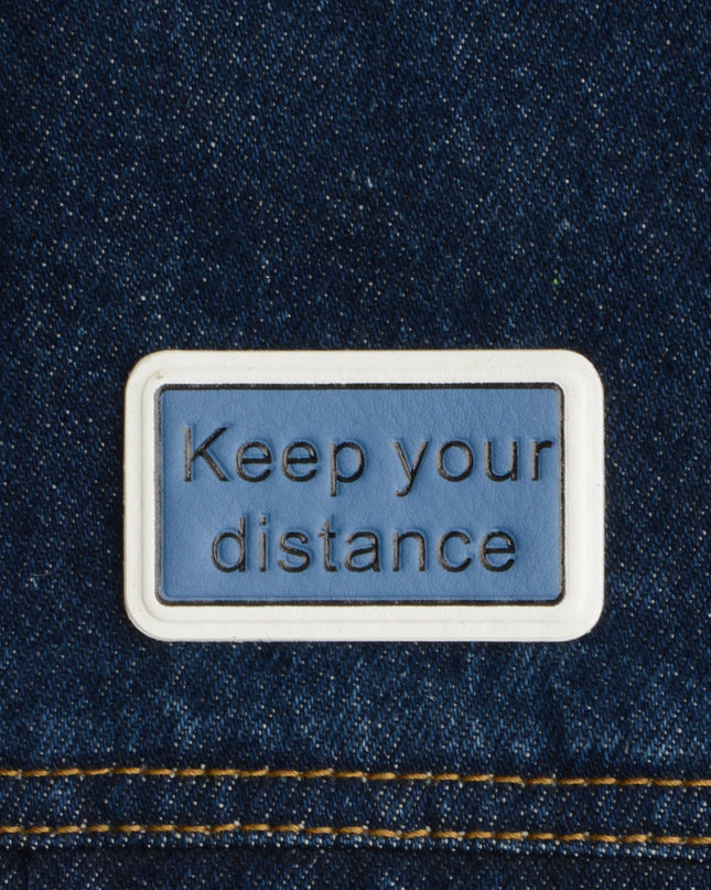 Keep Your Distance -tarra