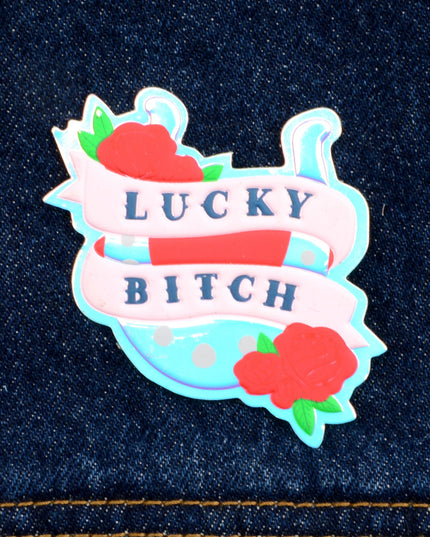 Lucky Bitch -tarra