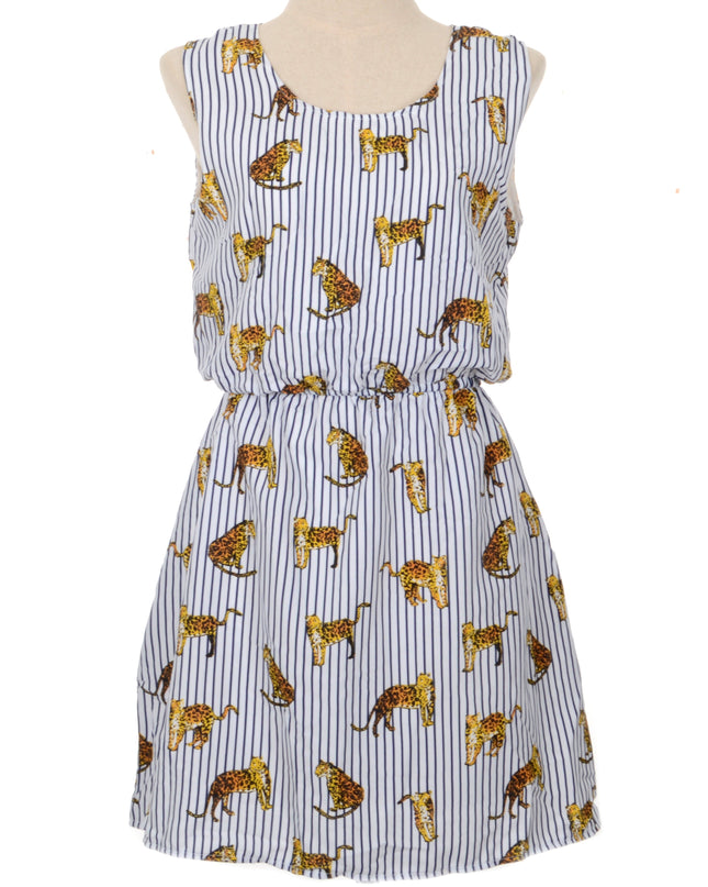 Leopardikuvioinen mekko