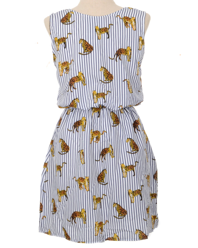 Leopardikuvioinen mekko