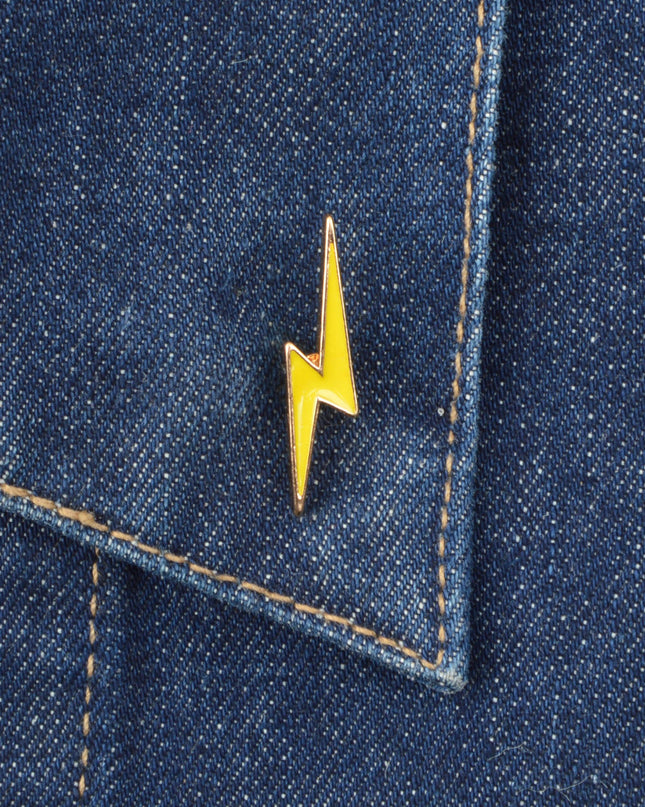 Kitűző - Lightning Striking Accessory